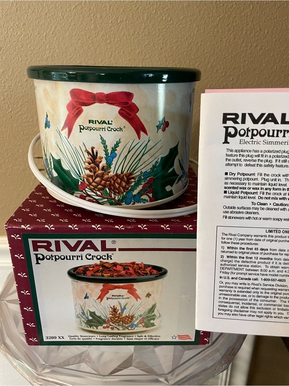 Vintage Rival Potpourri Crock Pot Warmer New in Box!